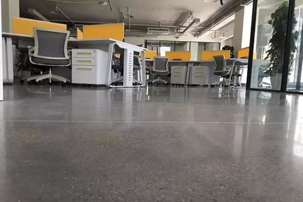 兩種不同的密封固化劑施工工藝會(huì)帶來(lái)怎樣的效果？