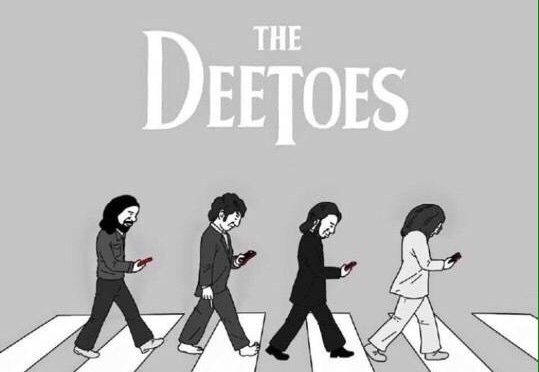 低頭族與手機與環保地坪漆施工公司三者有何關系？